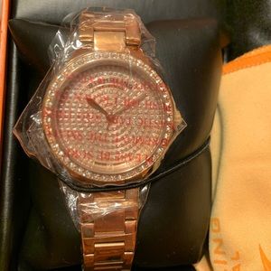 Never worn Women’s stuhrling watch